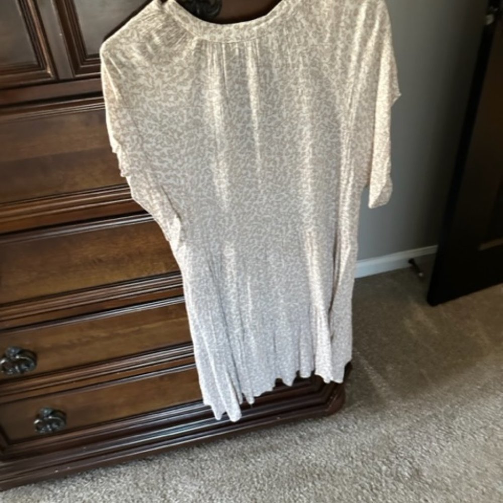 Fourteen and 9th Dress Worn Once - Picture 5 of 5